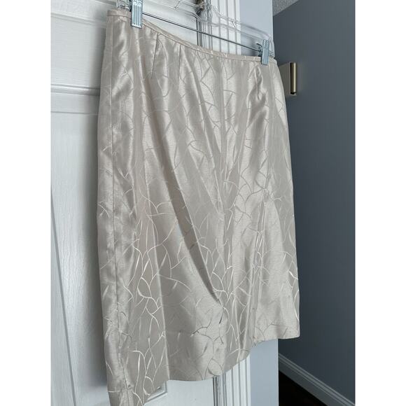 EUC Le Suit 2 Piece Blazer Skirt Set Light Gold Champagne Shimmer Design Size 10 - Picture 4 of 16